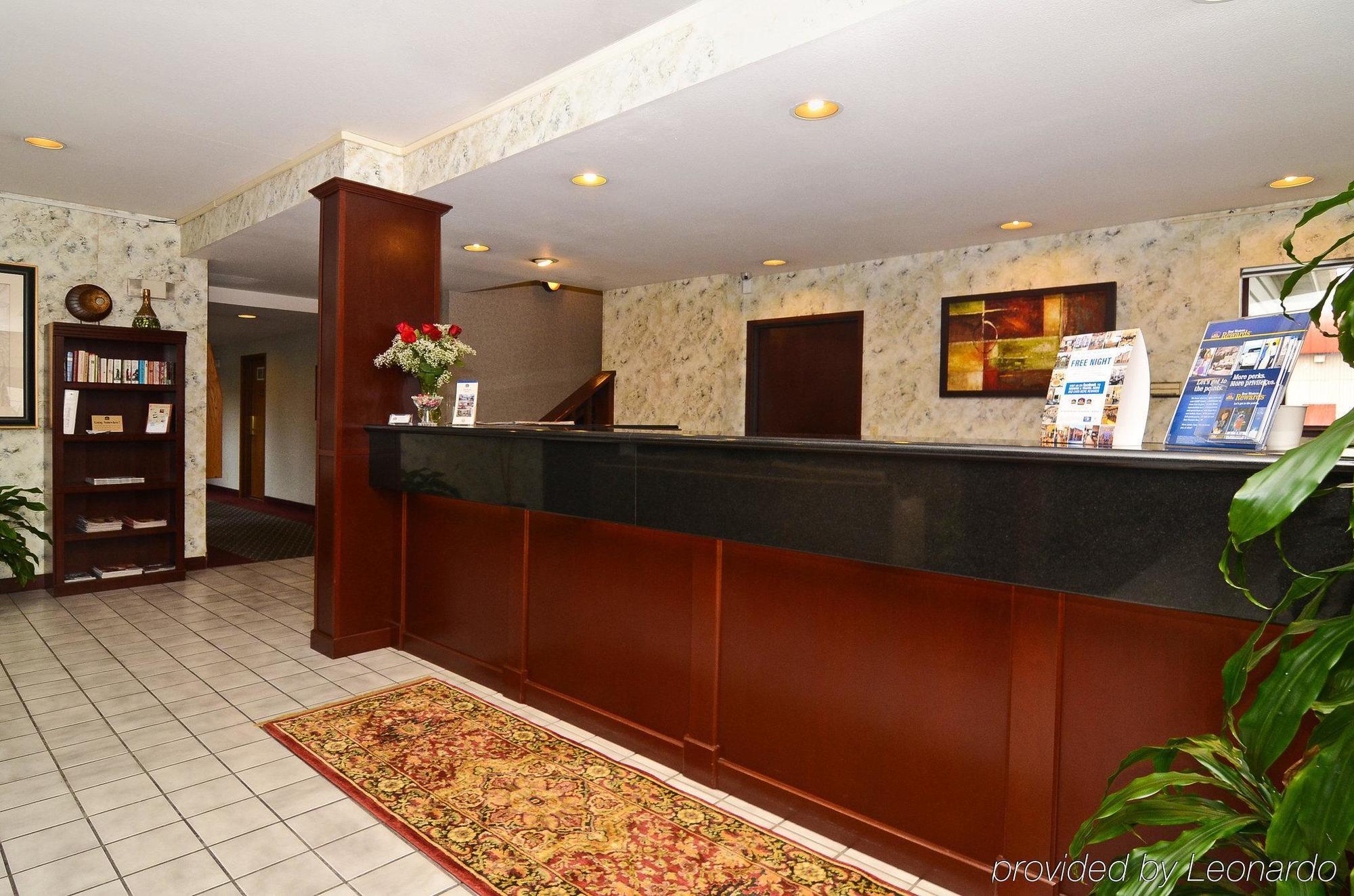 Ponderosa Inn Gresham Interior photo