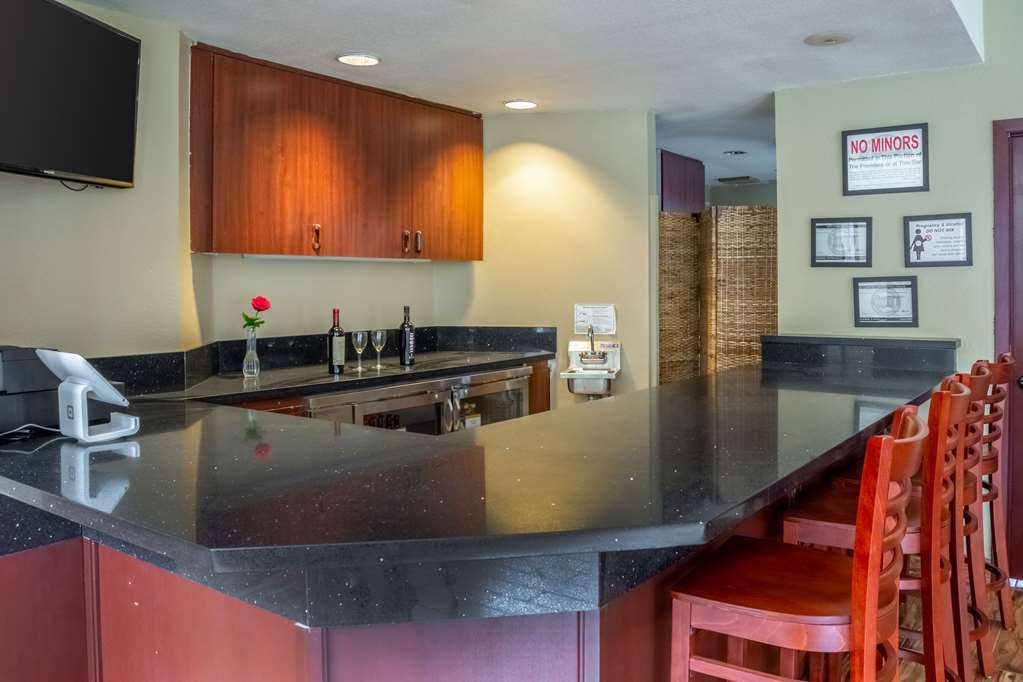 Ponderosa Inn Gresham Restaurant photo